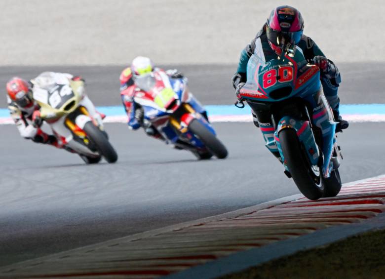 El piloto colombo-español David Alonso tuvo un buen desempeño en una de sus últimas carreras en Moto2. Foto: AFP