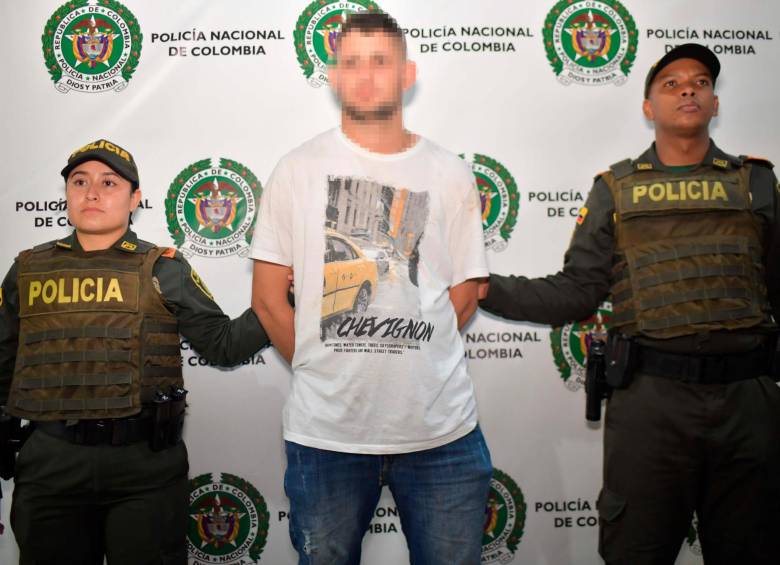 Uno de los capturados es alias Mono Rata, presunto coordinador de narcotráfico del Clan del Golfo en el corregimiento El Tres de Turbo. FOTO: Cortesía.