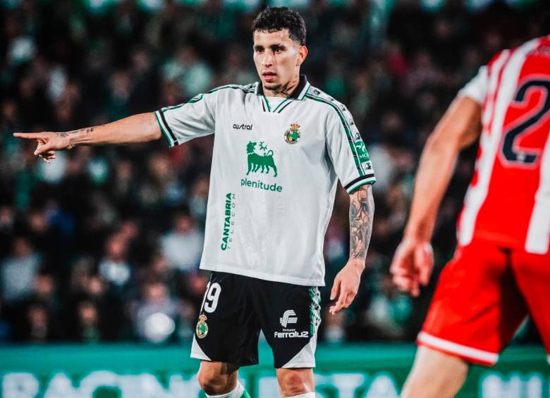 Gustavo Puerta con el Racing en segunda división. FOTO: Instagram gustavo_puerta_10