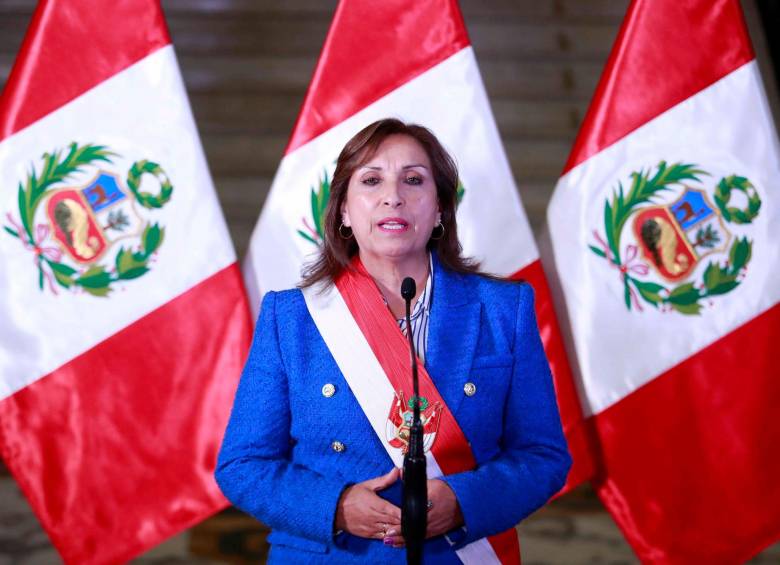 Dina Boluarte tomó posesión como presidenta del Perú este 7 de diciembre. FOTO EFE