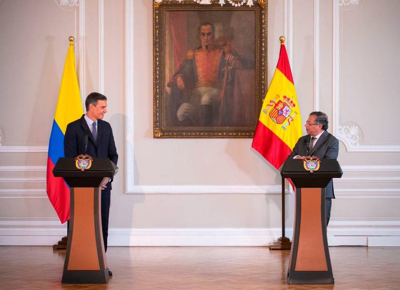 El presidente del gobierno español, Pedro Sánchez, fue el segundo mandatario en visitar a Gustavo Petro en la Casa de Nariño. FOTO: CORTESÍA PRESIDENCIA