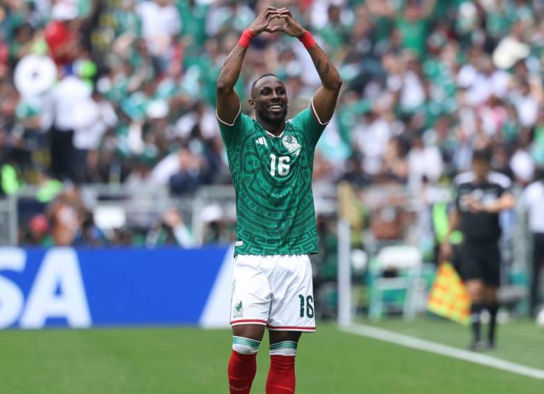 Julián Quiñones se consagró como el máximo goleador de la Saudi Pro League con 33 goles, superando en las últimas jornadas a figuras de la talla de Ivan Toney y Cristiano Ronaldo. Ahora anotó el primer gol del Mundial 2026 con la camiseta de México. FOTO: Getty