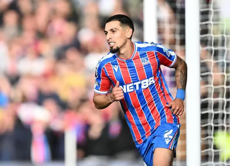 Daniel Muñoz, lateral de 29 años del Crystal Palace, estará ausente de las canchas entre cuatro a seis semanas debido a una cirugía en la rodilla. Foto: Instagram @daniel.chitiva