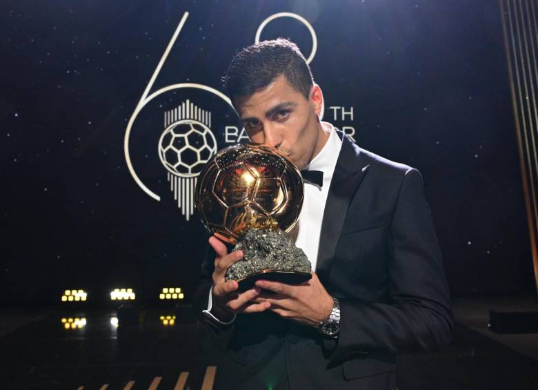 Rodri, jugador del Manchester City, fue el ganador del Balón de Oro 2024. FOTO: BALÓN DE ORO