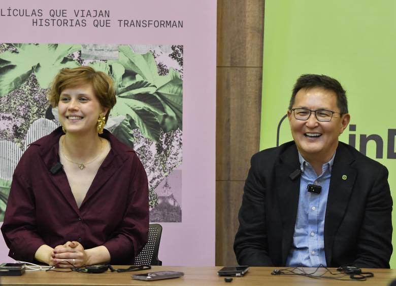Liza Surganova, directora de InDrive y Arsen Tomsky, CEO y Fundador de Indrive. 