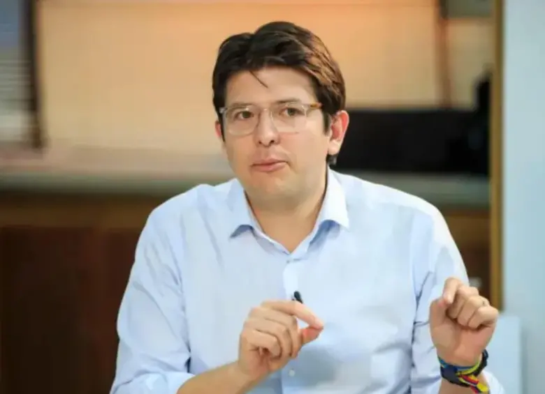 Miguel Uribe Turbay era senador y precandidato del Centro Democrático cuando le dispararon en Bogotá, en junio de 2025. Foto: Camilo Suárez.