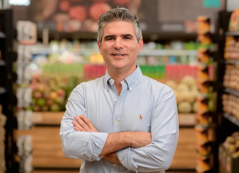 Para Juan Gabriel Ángel Maya, director general de Inversiones Supervaquita La 33, el proceso de transformación hacia Supermú consolidó una identidad más cercana, moderna y competitiva, reflejada en el crecimiento de las ventas y la frecuencia de compra. FOTO cortesía Supermú
