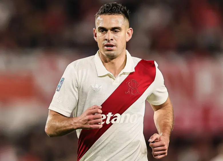 El delantero colombiano con la camiseta de River Plate. FOTO: Getty