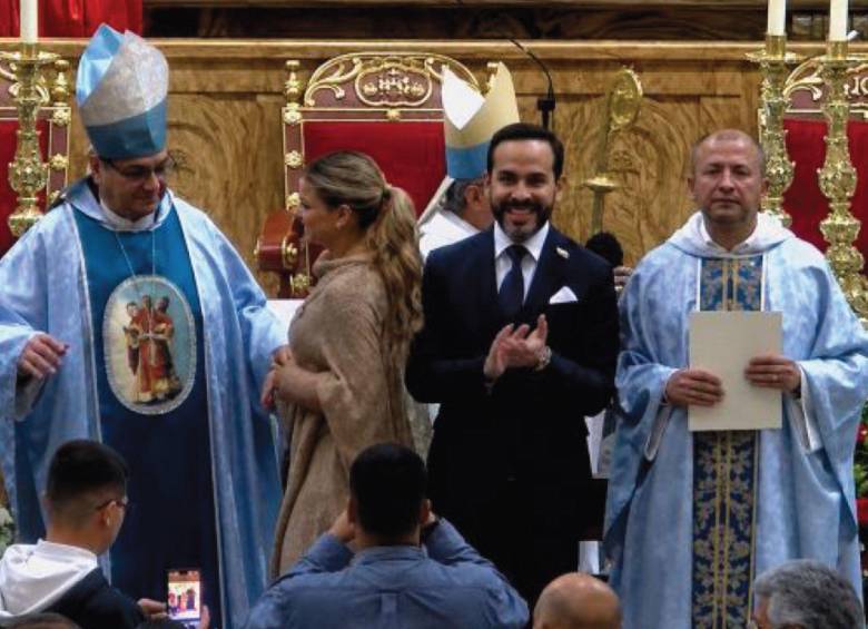 Las decisiones sobre los actos religiosos en la posesión presidencial, los bombardeos y la fumigación aérea han sido revisadas por la justicia FOTO: Captura de video