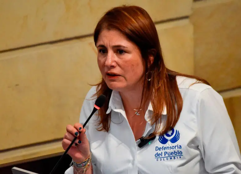 Iris Marín, defensora del pueblo, fue quien alertó sobre las demoras en los pagos a los contratistas de la entidad. FOTO: Colprensa