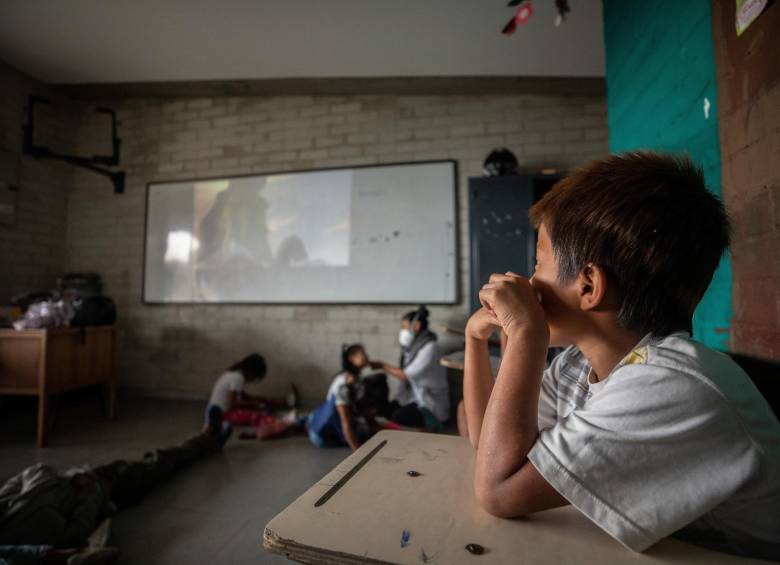 En el Colegio, se le presta atención escolar a los niños y jóvenes embera que vienen a Medellín. FOTO:Andrés Camilo Suárez Echeverry
