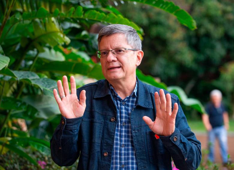 Luis Fernando Suárez es odontólogo y especialista en epidemiología. Ha trabajado en la Seccional de Salud, el Hospital Mental, Metrosalud, secretario de la Alcaldía y la Gobernación, entre otros. FOTO esneyder gutiérrez