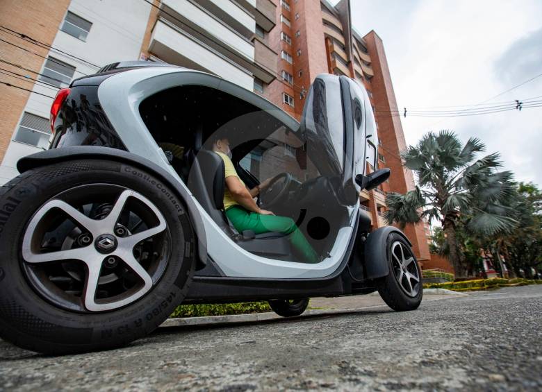 Para mitad de siglo, el año 2050, Colombia busca alcanzar la meta de ser un país carbono-neutral teniendo a la movilidad eléctrica como eje central, según MinAmbiente. FOTO Edwin Bustamante