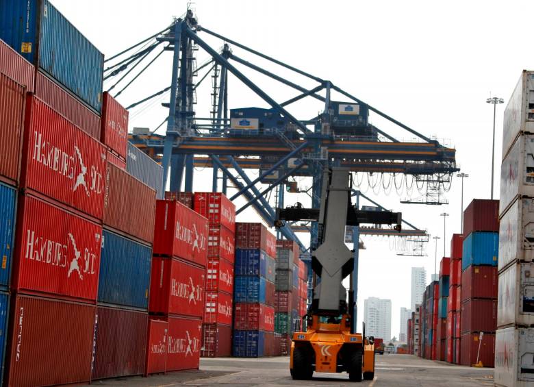 El crecimiento del comercio internacional se ralentizará este año según la OMC. FOTO Juan Antonio Sánchez