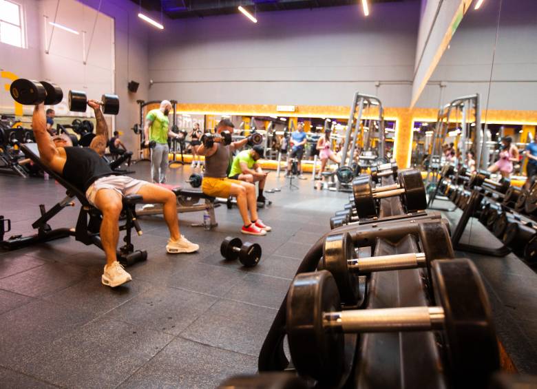 Los expertos recomiendan no llevar al cuerpo al extremo del cansancio y tener el tiempo suficiente de recuperación. Foto: EL COLOMBIANO