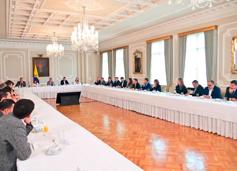 Reunión del Gobierno con los voceros de los partidos en Casa de Nariño. FOTO: Cortesía Presidencia