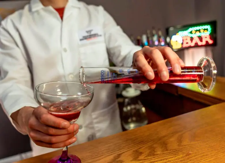 La molécula ensayada en el Instituto de Neurociencias es capaz de disminuir el consumo de alcohol y la ansiedad en modelos animales. FOTO Clayton Metz 