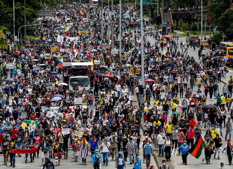 Según el diagnóstico de la Secretaría de la Juventud, tras las protestas de este año, han sido intimidados desde estudiantes de secundaria, pasando por docentes y estudiantes universitarios, hasta activistas y líderes sociales. FOTO Julio Herrera