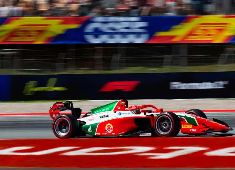 Sebastián Montoya lideró gran parte de la carrera sprint del Gran Premio de Austria y terminó segundo tras una intensa batalla en la última vuelta, firmando una de sus mejores actuaciones en la Fórmula 2. FOTO: Prema Racing