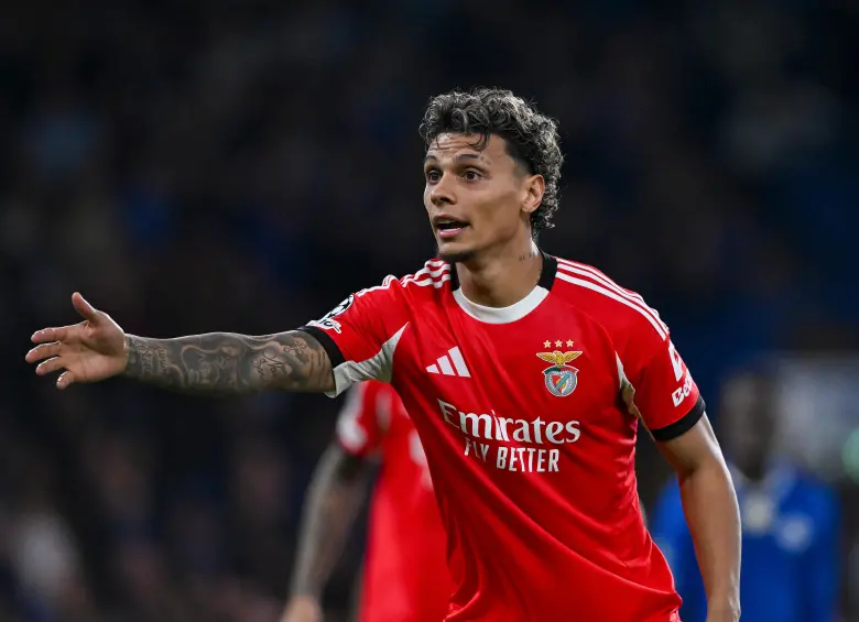Richard Ríos, de 25 años, no contó con suerte este martes en Champions y con su autogol Benfica ya suma dos derrotas en la Champions. FOTO: GETTY