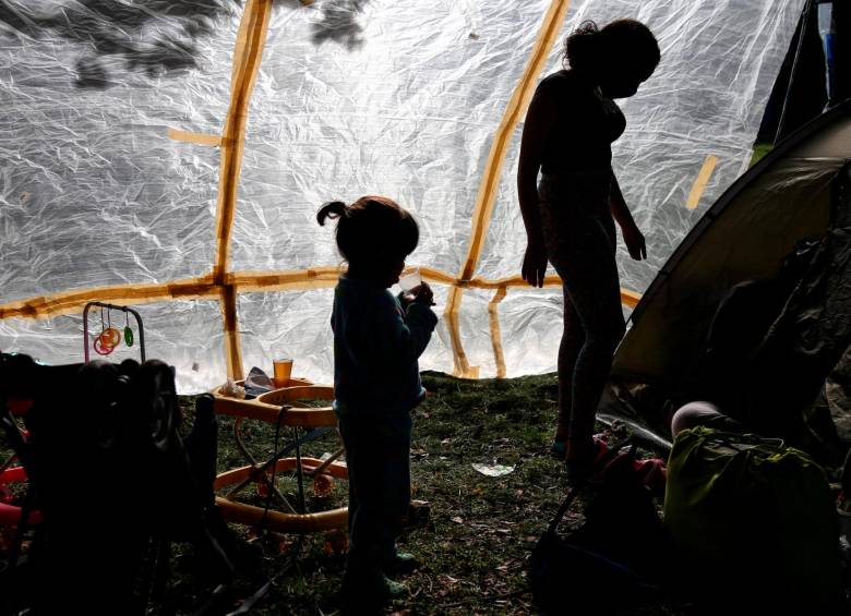 Los niños migrantes venezolanos que hayan sido abandonados en el país, si se cumplen ciertos parámetros, podrán recibir la nacionalidad colombiana. Imagen de referencia. FOTO: COLPRENSA