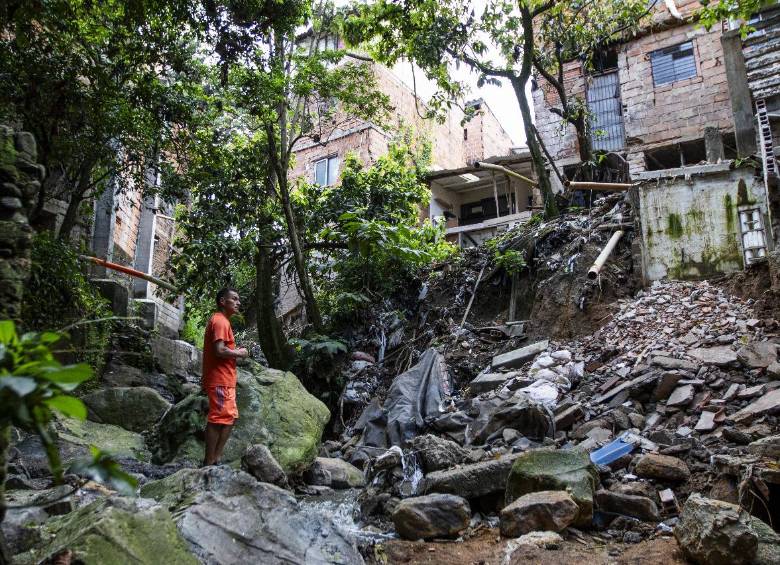 La quebrada Santa Inés ha afectado algunas de las viviendas del barrio Campo Valdés. FOTO: Julio César Herrera