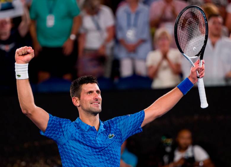 Novak Djokovic podría ser alcanzado en los próximos días por Carlos Alcaraz, quien ya regresó a la competencia. FOTO: Getty