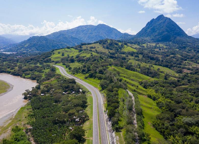 Las vías 4G inauguraron una nueva era en la infraestructura antioqueña. FOTO: MANUEL SALDARRIAGA