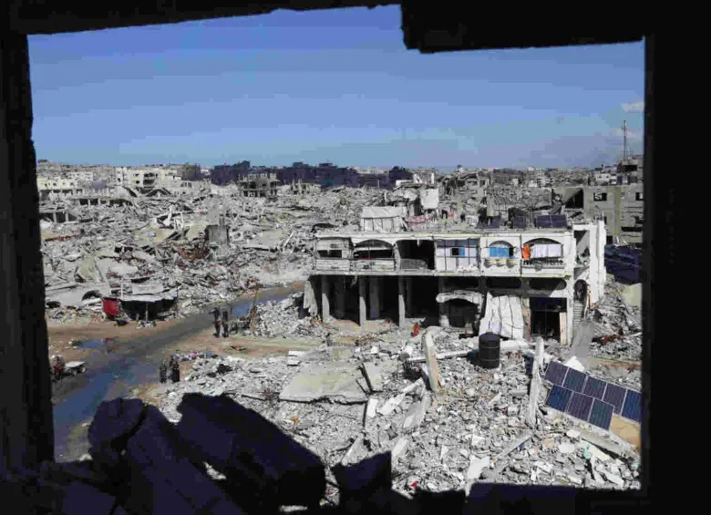 Una fotografía muestra el devastado barrio Sheikh Radwan, en la ciudad de Gaza, el 4 de febrero de 2026. Foto: AFP.