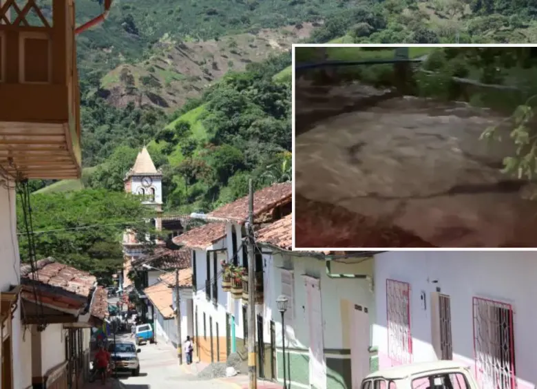 Imagen del casco urbano de Ciudad Bolívar. Adelante, creciente de la quebrada Los Monos. Foto: Fundación Julio C. Hernández e imagen tomada de redes.