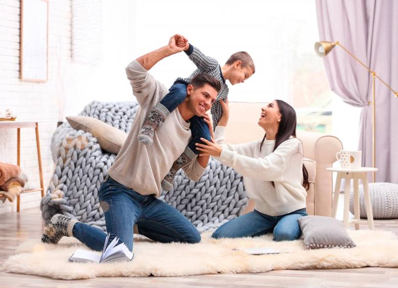 Profesionales de psicología recomiendan la sintonía entre papá y mamá frente a las pautas de crianza. FOTO SHUTTERSTOCK