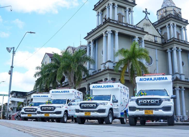 La inversión en los nueve vehículos superó los $2.784 millones, según la Gobernación del Chocó. FOTO: Tomado de X: @ABDELAESPRIELLA 