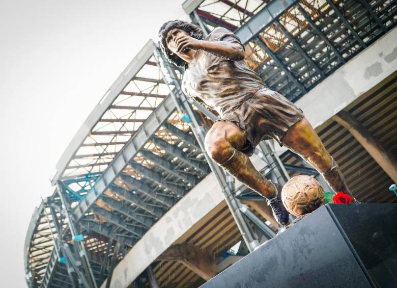 Maradona permanece en el recuerdo, ahora también es mito