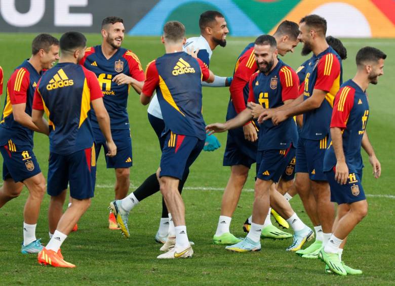 La Selección de España entrenó en el estadio de La Romareda, en Zaragoza, antes de los partidos de la Liga de Naciones contra Suiza, el 24 de septiembre, y Portugal, tres días después. FOTO EFE 