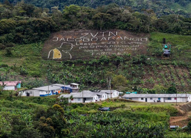 En el ETCR de Dabeiba, Antioquia, excombatientes de las Farc crearon un destino turístico de naturaleza y agricultura. FOTO julio césar herrera