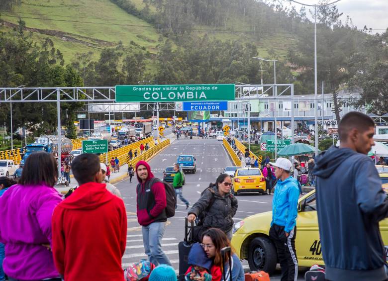 La disputa comercial entre ambos países comenzó en enero por una tasa de seguridad. FOTO: Camilo Suárez