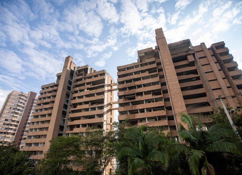 Continental Towers está evacuado desde octubre de 2013, luego del colapso del edificio Space. FOTO: CARLOS VELÁSQUEZ