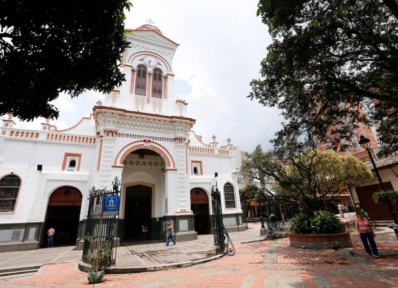 Parque de Sabaneta, Antioquia. Para la tercera edición de la Fiesta del Libro habrá más de 40 actividades. FOTO Esneyder Gutiérrez.