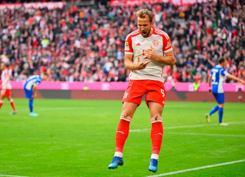 Harry Kane suma 12 goles en la Bundesliga, quedó a 2 del líder de la tabla de goleo Serhou Girassy. FOTO X @FCBayern