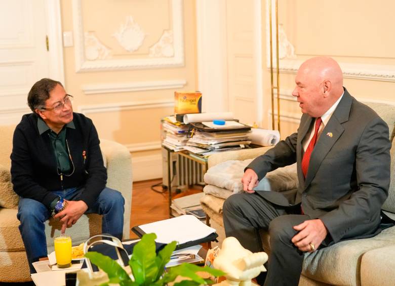 El presidente Gustavo Petro y John McNamara. FOTO: Presidencia