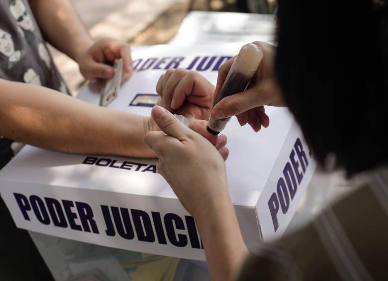 Poca fue la participación de los mexicanos en las elecciones de jueces promovida por el Gobierno Nacional. Foto: Xinhua