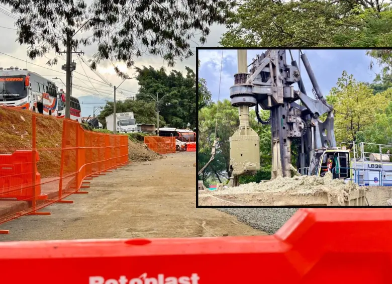 Adelante, una de las máquinas usadas para la cimentación de la estructura. Atrás, el cierre vial en el barrio Caribe. FOTO: Cortesía