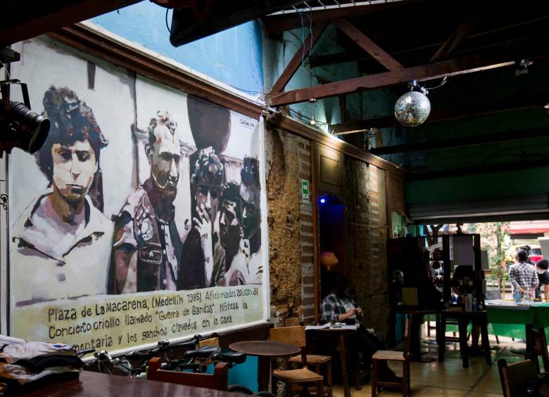 El bar El Guanábano lleva más de 30 años funcionando en el parque del Periodista. FOTO Julio César Herrera 