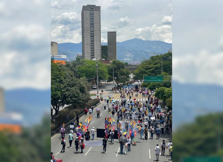 Marchas por el Día del Trabajo en Medellín. Foto: Manuel Saldarriaga, EL COLOMBIANO