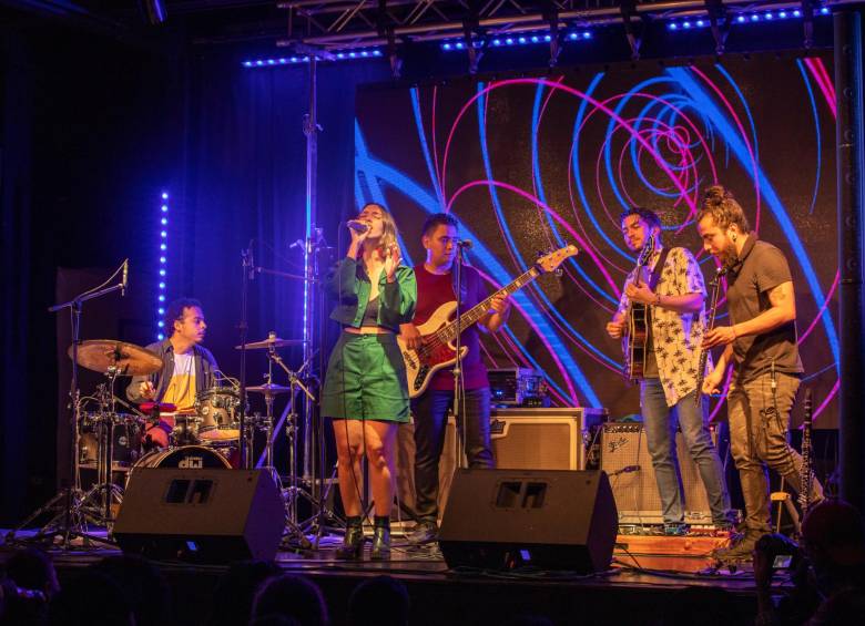 Madera Jazz es una agrupación nacida en Medellín en el año 2016 que explora los ritmos latinoamericanos fusionado con el soul y funk proponiendo un estilo fresco y renovado. Foto: Carlos Velásquez
