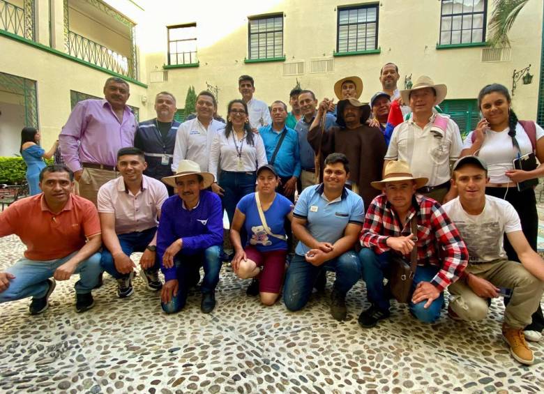 El paro campesino que afectaba a los departamentos de Santander y Boyacá se levantó este sábado luego de un acuerdo entre el campesinado y el Gobierno Nacional. Foto: Gobernación de Santander