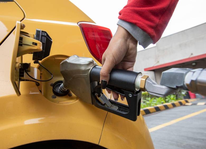 El precio promedio nacional del galón de corriente está en $13.964. FOTO: EDWIN BUSTAMANTE