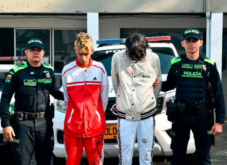Andrey Gómez Posada (izq.), de 24 años, y Dajhal Mesa Salazar (der.), de 20, fueron capturados tras el crimen del colombo-estadounidense en medio de una fiesta que duró hasta el amanecer en un apartamento de El Poblado. FOTO: Cortesía Policía Metropolitana