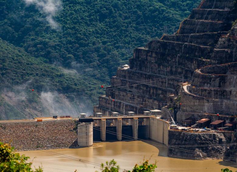 Panorámica de la represa de Hidroituango, en agosto de 2022. FOTO: CAMILO SUÁREZ ECHEVERRY
