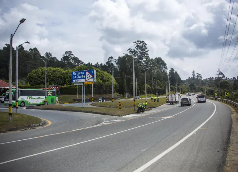 Las administraciones municipales serán las que estarán a cargo de la atención de las emergencias y accidentes en la autopista Medellín-Bogotá, ya que Invías no operará las ambulancias ni las grúas que dejó Devimed. FOTO: CAMILO SUÁREZ